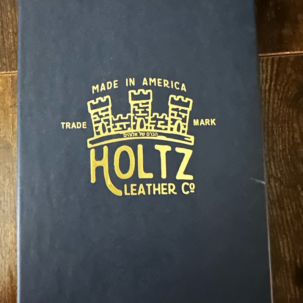 Holtz The Switch 4-in-1 Leather iPhone Case BLACK - Picture 2 of 4
